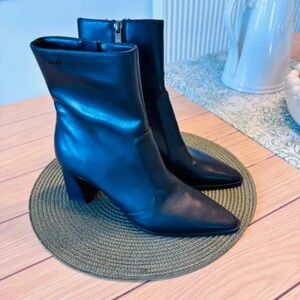 DKNY Black Leather Pointed Toe Boots